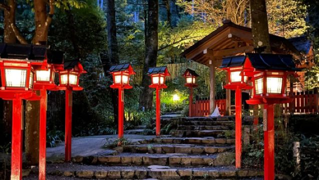 Tour di un giorno a Kyoto: Santuario Kifune + Arashiyama + Sentiero del bambù [Piccolo gruppo di 9 persone con trasferimento incluso]