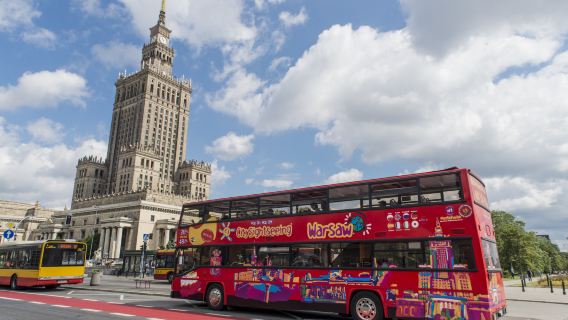 Экскурсионный автобус City Sightseeing с возможностью выхода и посадки в Варшаве