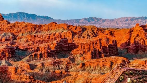 Eendaagse privétour vanuit Zhangye naar Kleurrijk Danxia en Ping Shan Hu Canyon (inclusief kamelentocht)