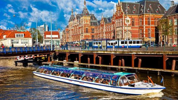 Sewaan peribadi Amsterdam - Muzium Sains NEMO - Tema Sains Keluarga - Pilihan Premium