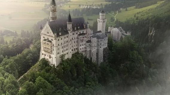 Excursión de un día a Múnich + Castillo de Neuschwanstein + Lago Alpino + Linderhof + Pueblo de Oberammergau