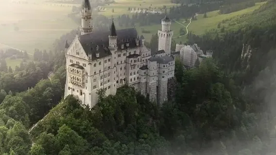 Excursión de un día a Múnich + Castillo de Neuschwanstein + Lago Alpino + Linderhof + Pueblo de Oberammergau