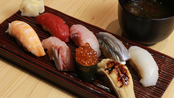 [Sushi Ginza ONODERA Musuko Namba] Limitowana rezerwacja, mistrzowsko wyselekcjonowany zestaw polecany przez szefa kuchni