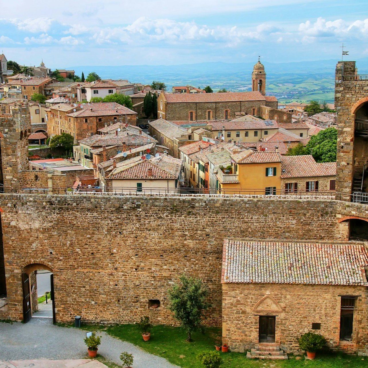 Da Siena a Montalcino: tour del vino Brunello
