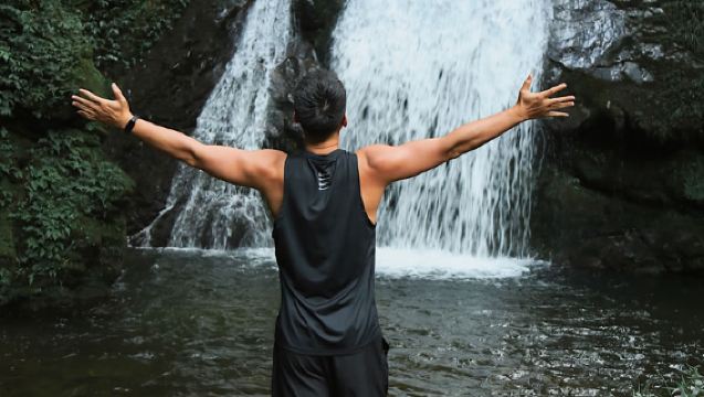 Bas Ekspres Pergi-Balik Gunung Wawu