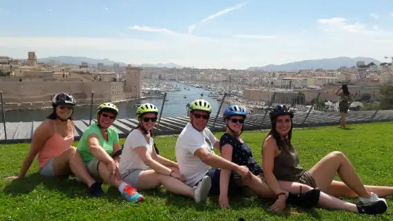 Marseille seaside neighbourhood e-bike tour
