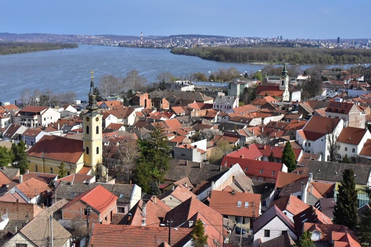 蘇博蒂察+澤蒙＋多瑙河經典景點包車一日遊