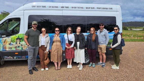 เกาะไวเฮเกะ: ทัวร์ไวน์ + อาหารกลางวันที่สถานที่ที่ได้รับรางวัล