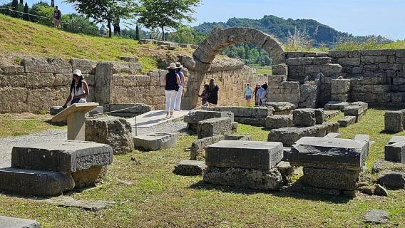 Katakolo: tour di Olimpia e Museo archeologico