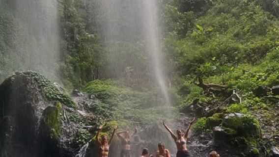 Da Malang / Surabaya: tour guidato della cascata Madakaripura