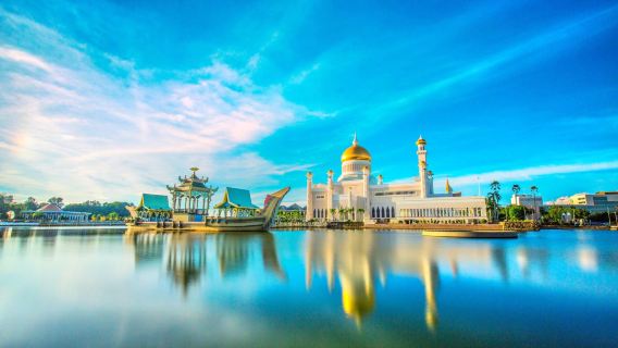 汶萊-努洛伊曼皇宮+蘇丹清真寺+皇家陳列館+加東夜市·一日遊
