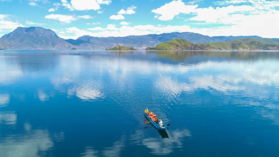 麗江瀘沽湖一日遊【2-14人商務純玩小團360°全景環湖遊】