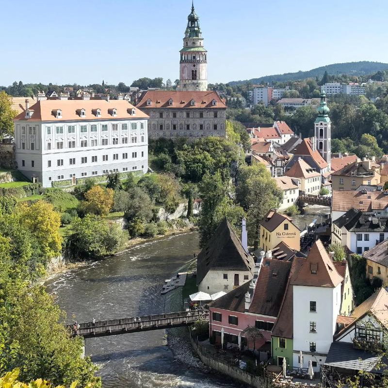 布拉格來回CK小鎮CB中文2-8人拼車精品小團雪山童話一日遊