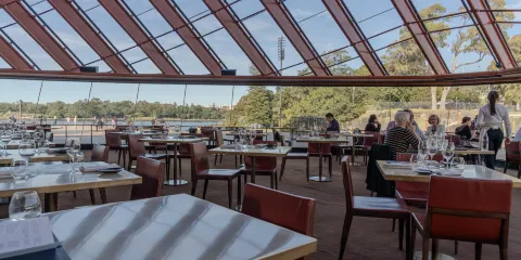 澳洲悉尼 Bennelong人氣餐廳代訂座