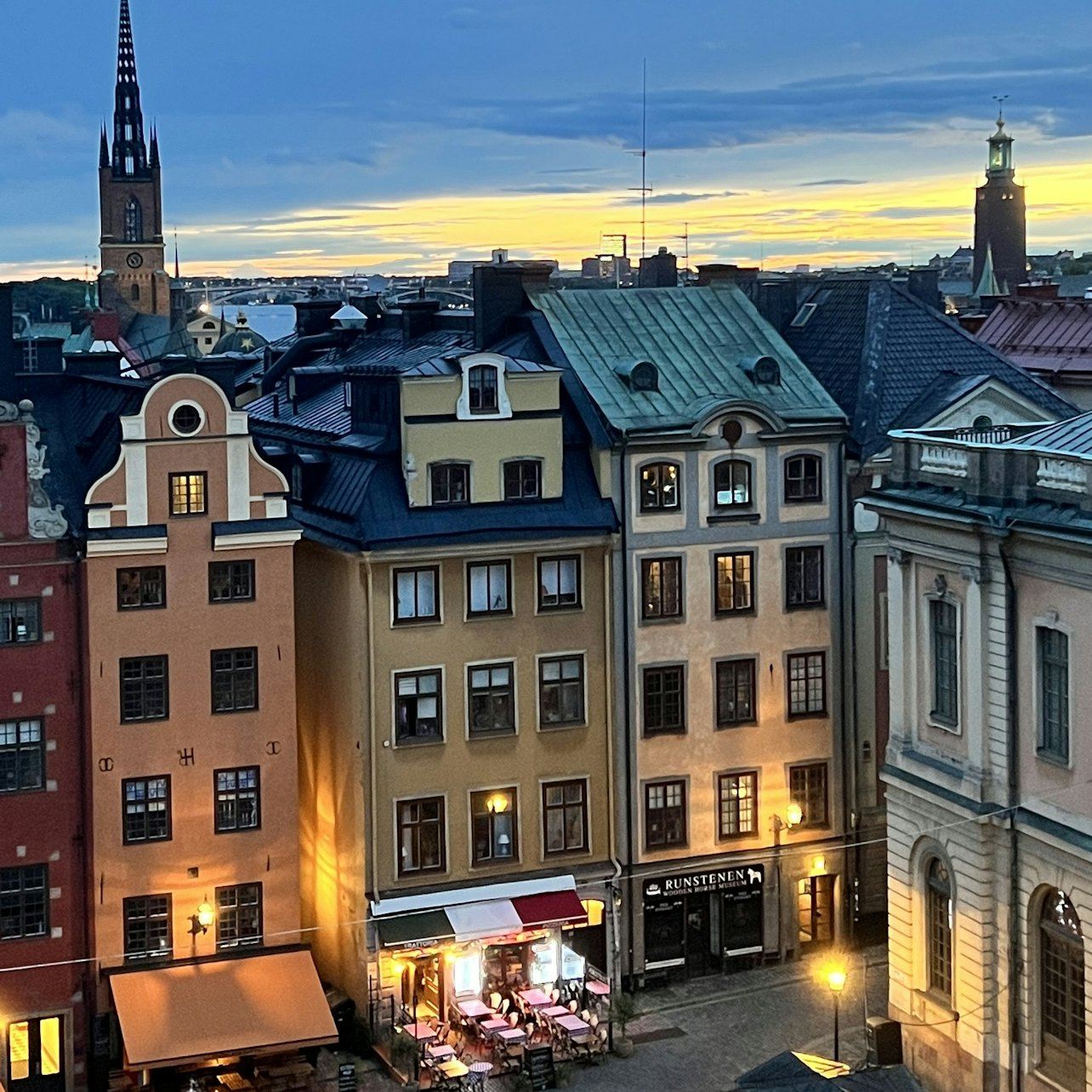 Stockholm: Old Town Guided Walking Tour + Souvenir Poster