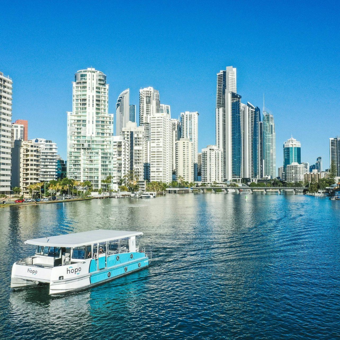 Gold Coast: 2-Hr Sightseeing Cruise from Surfers Paradise