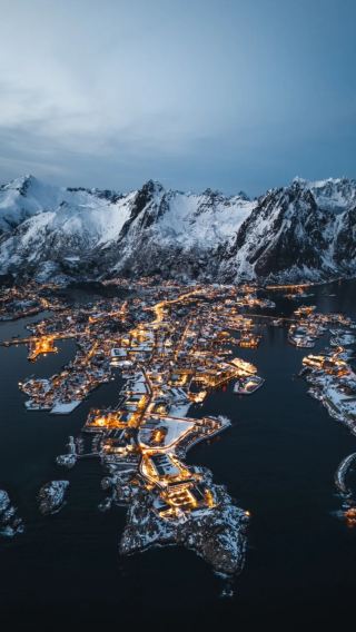 Lofoten Islands in Norway + Henningsvaer Fishing Village + Reinebringen Viewpoint - Check-in at the Famous Fishing Village