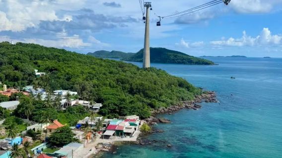 ทัวร์ 1 วัน วัดฮอกวอก + เรือนจำมะพร้าว + หาดดาวทะเล + กระเช้าลอยฟ้าเกาะหอม + สวนน้ำ ฟูก๊วก