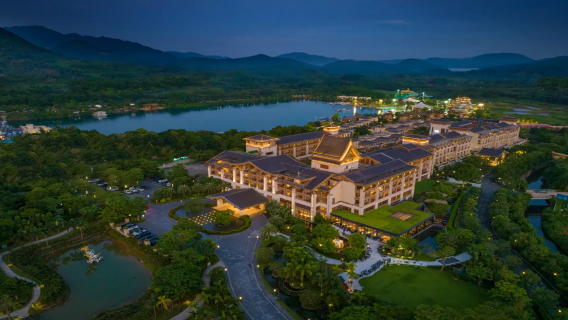 Tiket masuk Water Park dan voucher kamar pemandangan pegunungan di Forest Sea Hot Spring Resort Guangzhou