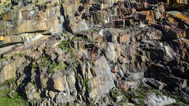 Однодневный мини-групповой тур на английском языке в Яншуо: Пещера Серебряного Дракона, Лунный Холм и велопрогулка по реке Юйлун