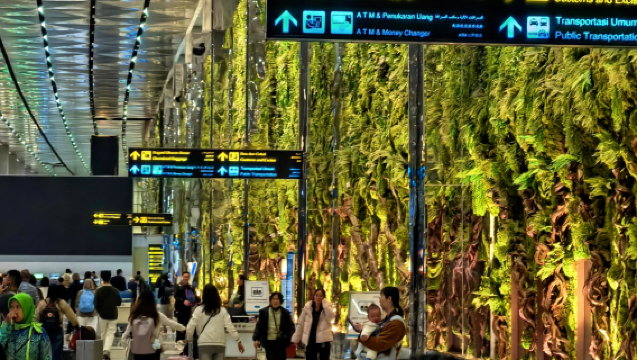 Sala VIP del Aeropuerto CGK Yakarta, Salón VIP del Aeropuerto Soekarno-Hatta, Sala de espera para escalas, Restauración en el aeropuerto