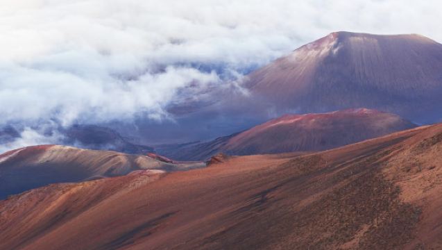 Amerika Syarikat + Pulau Besar Hawaii: Air Terjun Pelangi + Keajaiban Gunung Berapi + Pantai Pasir Hitam Sewaan Peribadi Berbahasa Cina | Boleh Disesuaikan
