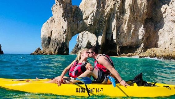 Private Los Cabos Arch & Playa del Amor tour by Glass bottom kayak