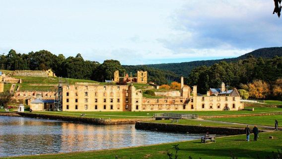 1-day tour to Hobart, Port Arthur and the four wonders of Tasman Peninsula