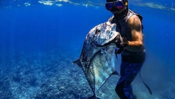[Wa-PEN] Partenza dal porto di Naha | Esperienza di pesca nelle acque di Kerama