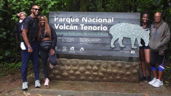 Private Hike along the Trails of the Rio Celeste and Tenorio Volcano