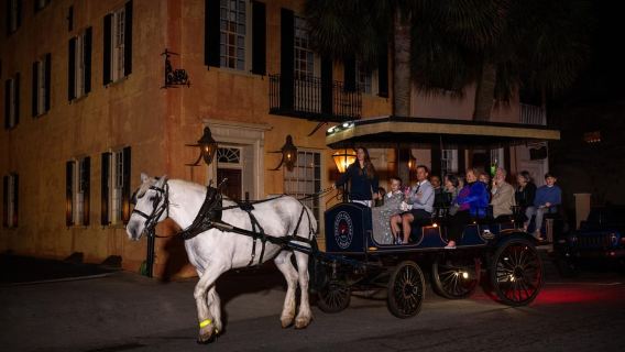 Charleston: Evening Ghost Carriage Tour