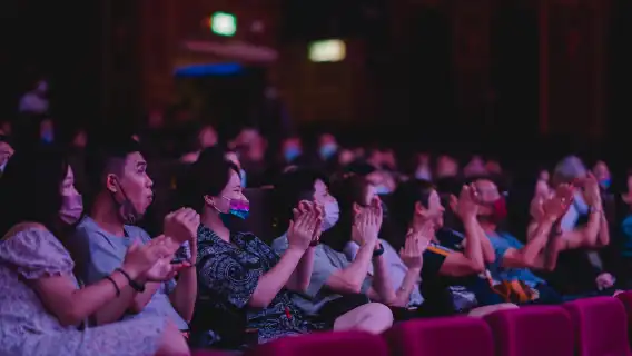 曼谷金東尼人妖秀【經典秀場|VIP坐席|普通座