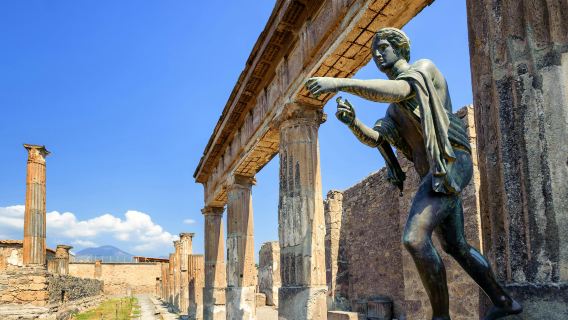 Pompeii & Naples: Day Trip from Rome