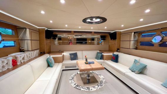 【廈門遊艇出海】廈門豪華遊艇包船出海生日求婚豪華套餐~支援生日求婚場景佈景+船上用餐+海釣+水果飲料