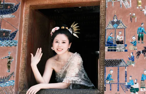 老撾沙灣拿吉Trip Moments【約拍跟拍街拍航拍抓拍婚拍寫真/商務攝影攝像/底片全送/翻譯】