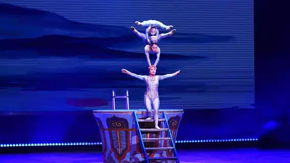 紅劇場－雜技表演票券官方預訂！(清倉特賣)