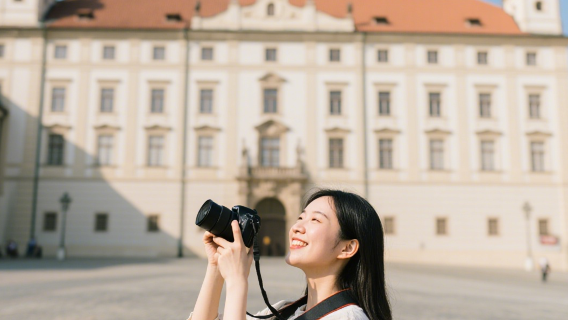 捷克布拉格旅拍【跟拍攝影親子照情侶閨蜜兒童跟拍家庭旅拍】
