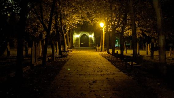 Sisi Seram Jelajah Berjalan Stratford Shakespeare