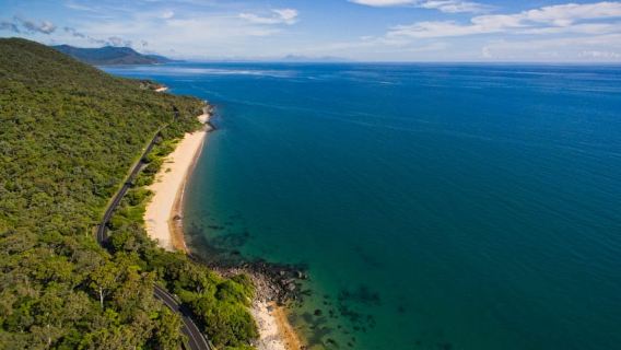 Cairns Airport to/from Cairns CBD, Nthn Bches Port Douglas