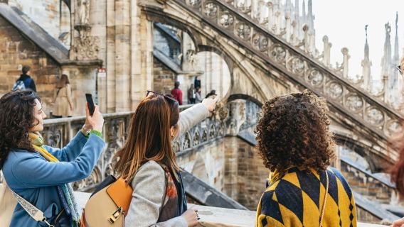 Milan: Duomo Rooftop and Cathedral Guided Tour with Tickets