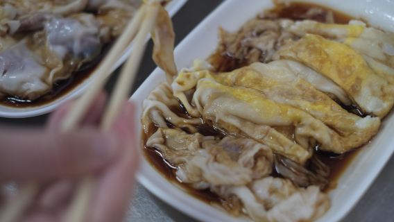 Guangzhou: Tour gastronómico guiado por el casco antiguo con degustaciones