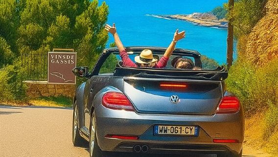 Drive a Cabriolet from Marseille to Cassis La Ciotat