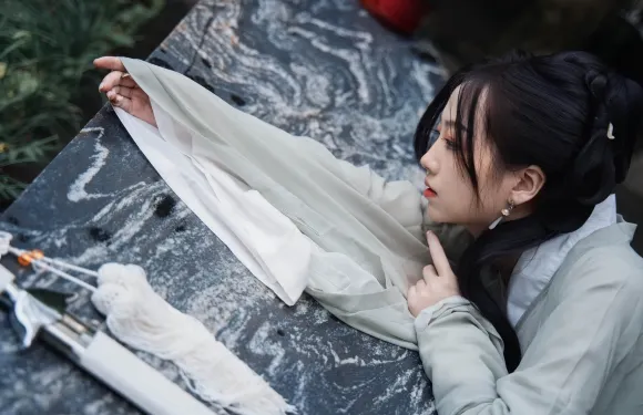 德昌旅拍【鳳凰閣/傈僳水寨/元坤溫泉約拍跟拍航拍多語言翻譯攝影師】