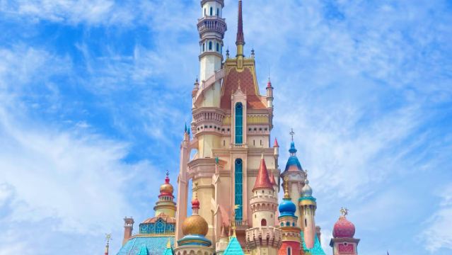 香港ディズニーランド・リゾート ワンデーツアー【貸切チャーターで直行、ディズニー入場チケット付き、ホテル送迎】