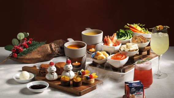 โรงแรมเดอะ เดวส์|ค้นหา|ล็อบสเตอร์ชีสฟองดูว์น้ำตาลคาราเมลสำหรับช่วงบ่าย