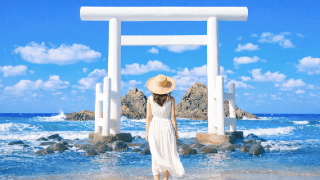 Kyushu Shikanoshima: Couple Rocks + Shiraito Falls + Totoro Forest Cafe Day Tour with Complimentary Drink