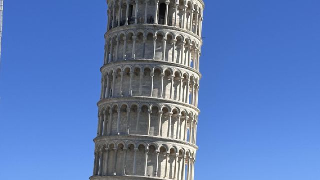ローマ発：フィレンツェ＋ピサ ワンデーツアー【混載ツアー、音声ガイドオプション】