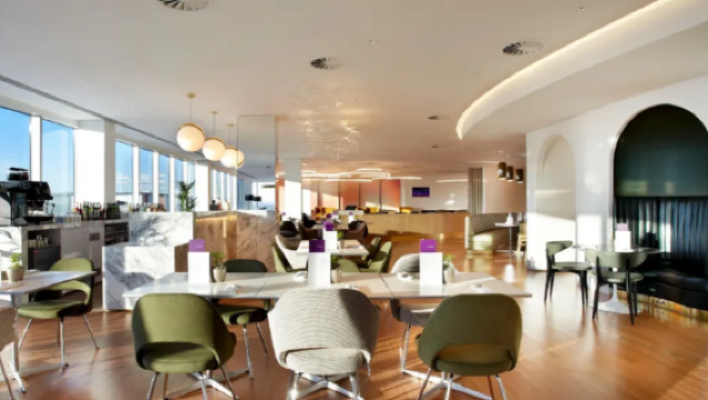 บริการห้องรับรองพิเศษ Plaza Premium Lounge ที่ท่าอากาศยานลอนดอนแกตวิค อาคารผู้โดยสารเหนือ|ประสบการณ์ห้องรับรองสำหรับผู้โดยสารต่อ|ใช้งานได้ 3 ชั่วโมง/6 ชั่วโมง & อาหารเครื่องดื่ม