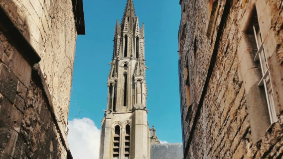 法國巴黎出發：尚蒂伊小鎮+桑利斯小鎮一日遊（專屬客服）