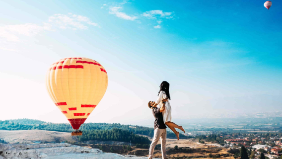 Türkiye Pamukkale hot air balloon ride experience (optional sunrise or daytime flight)